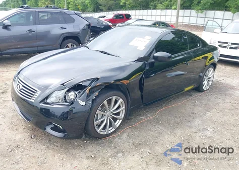 2010 Infiniti G37 Journey z USA, uszkodzony, nr VIN JN1CV6EK8AM104308